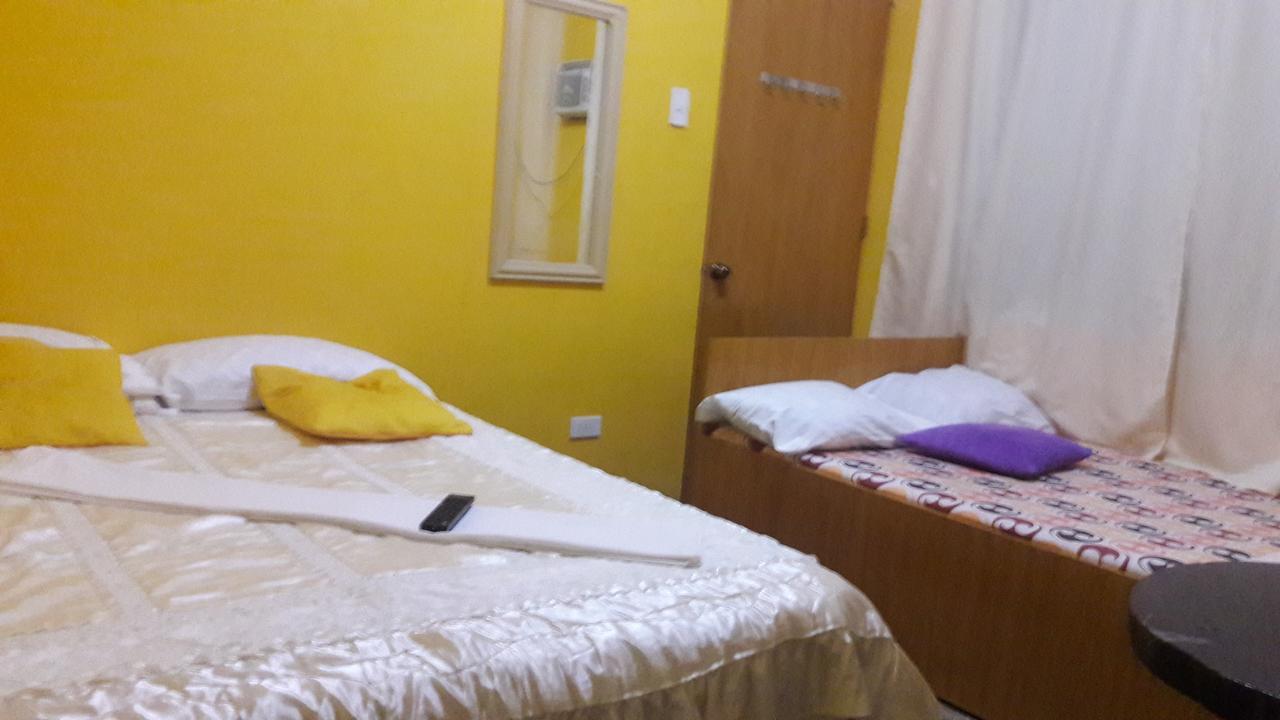 Aranas-Carillo Travellers Inn Калибо Экстерьер фото